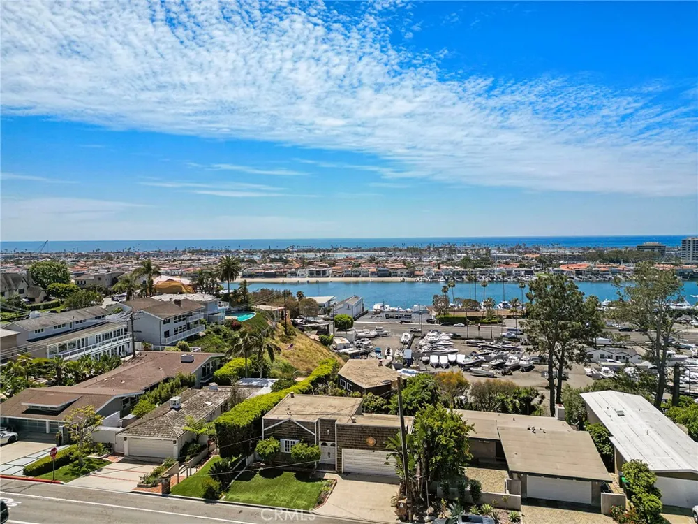 2209 Cliff Drive Newport Beach, CA 92663
