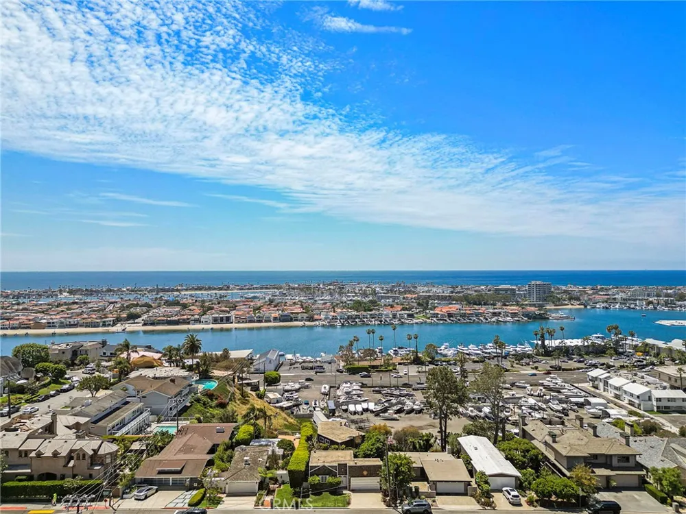2209 Cliff Drive Newport Beach, CA 92663