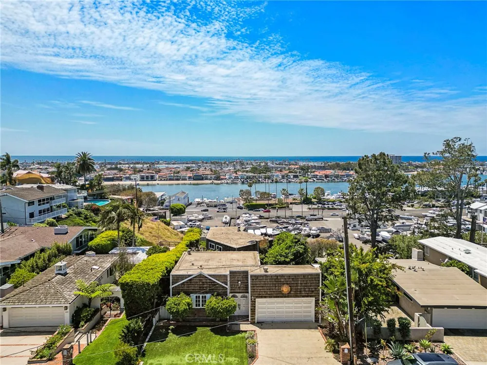 2209 Cliff Drive Newport Beach, CA 92663