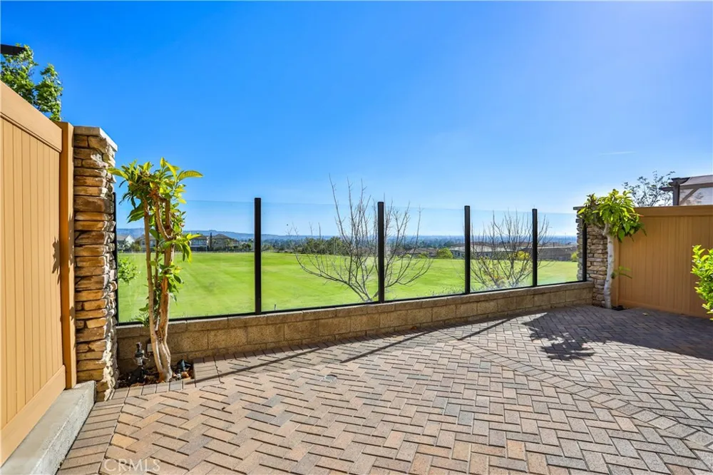 18658 Clubhouse Drive Yorba Linda, CA 92886