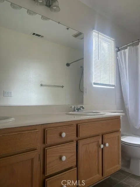 464 Middlebury Court Claremont, CA 91711