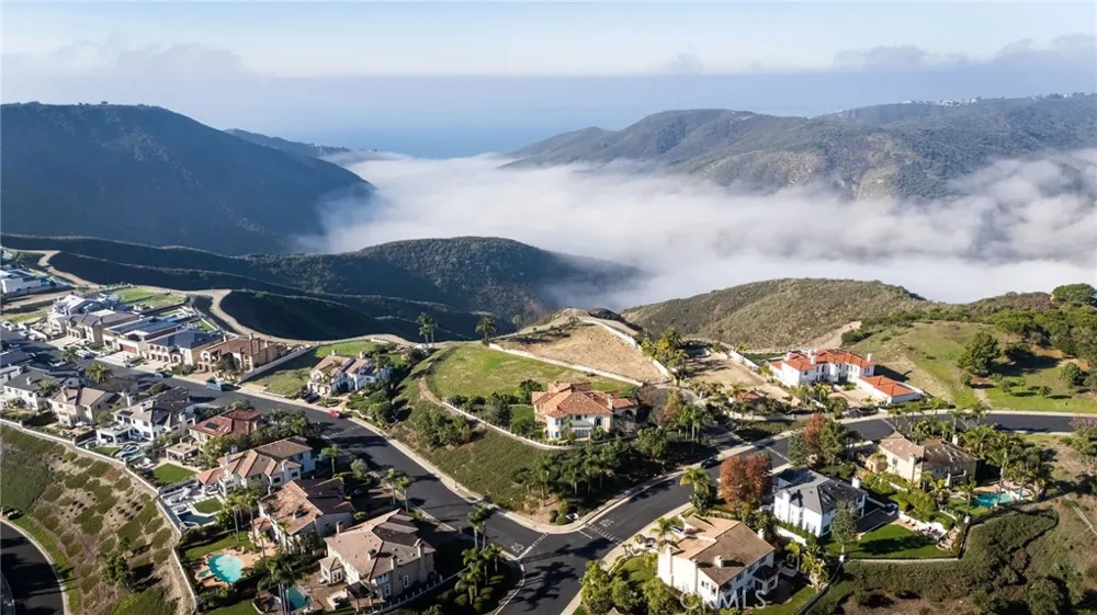 5 Vista Court Laguna Niguel, CA 92677