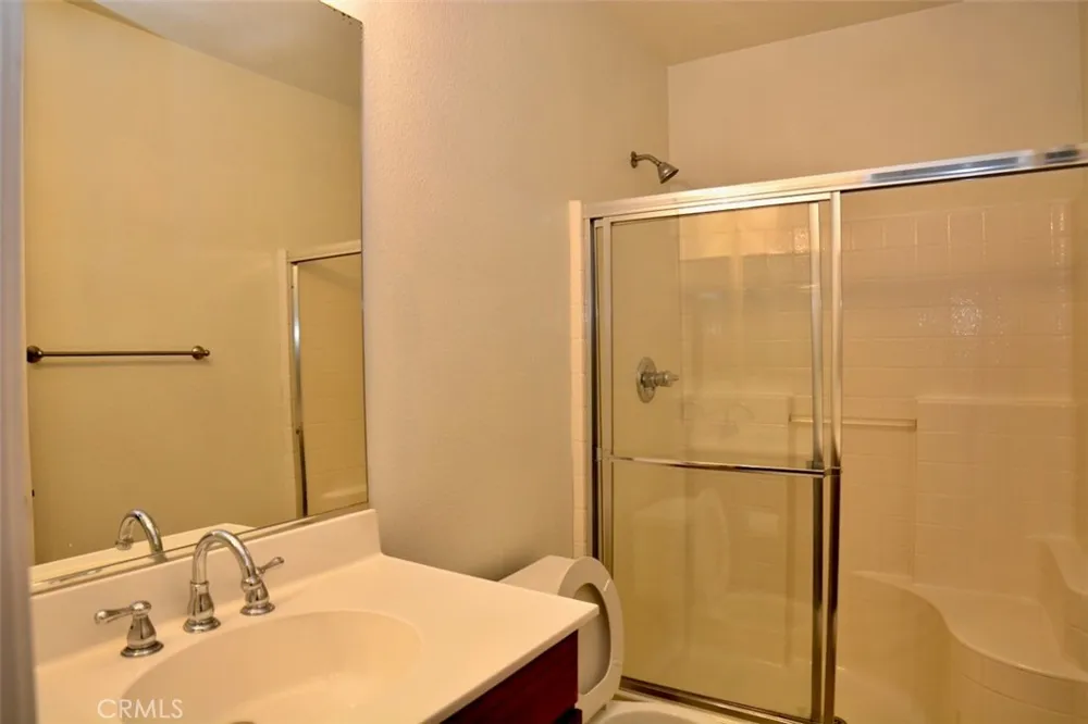 14234 Grayling Drive Eastvale, CA 92880