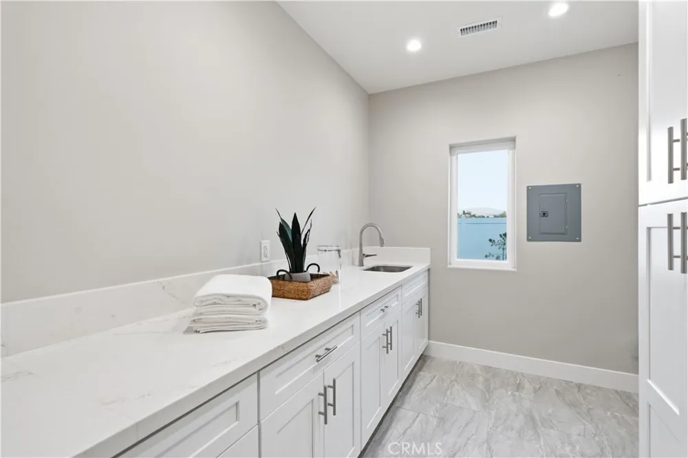 6024 Short St Yorba Linda, CA 92886