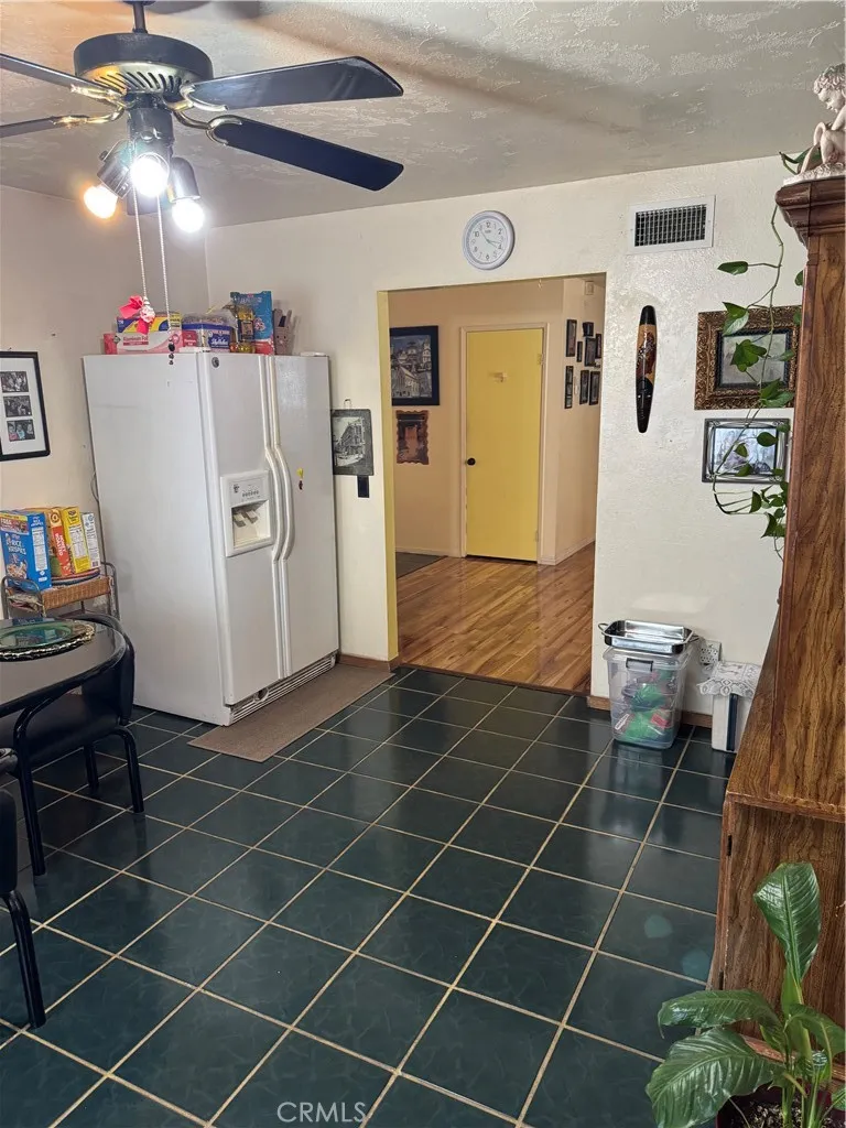 1669 W Phillips Drive Pomona, CA 91766