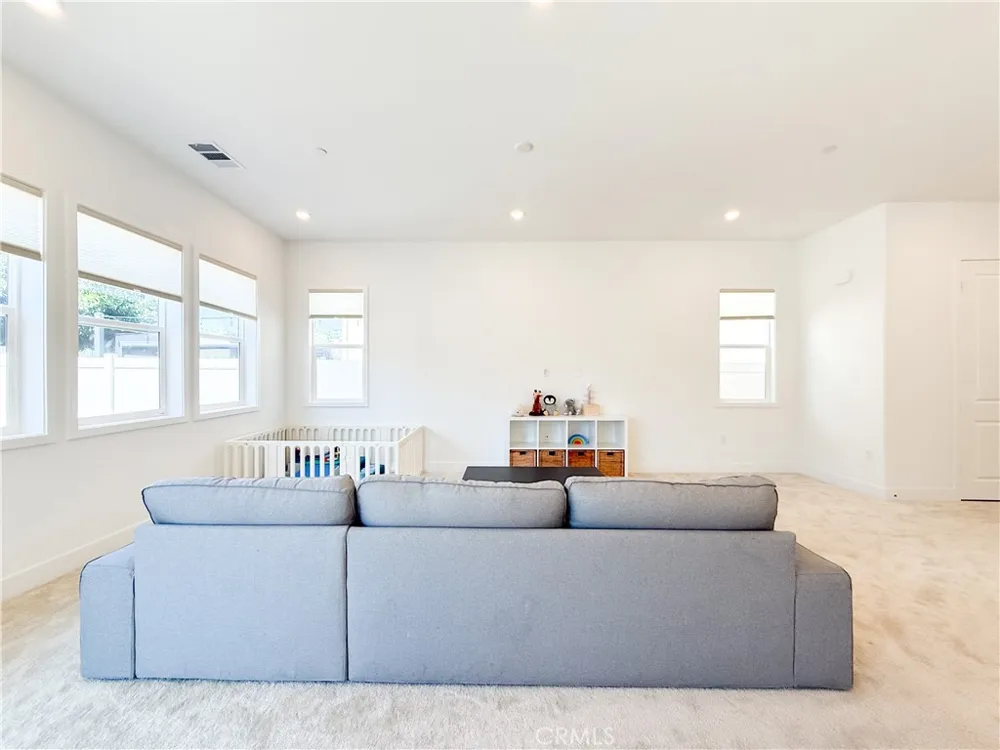 1233 Jurupa Dr Hacienda Heights, CA 91745