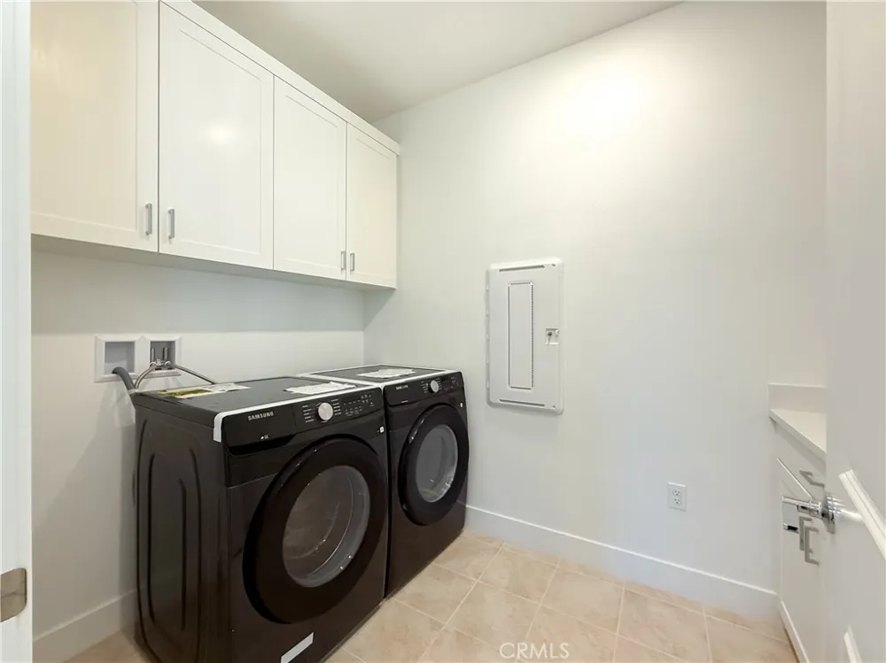1233 Jurupa Dr Hacienda Heights, CA 91745
