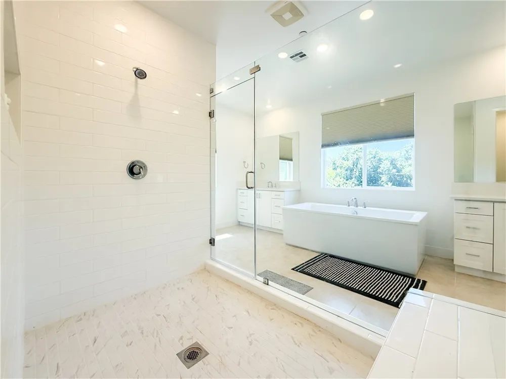 1233 Jurupa Dr Hacienda Heights, CA 91745