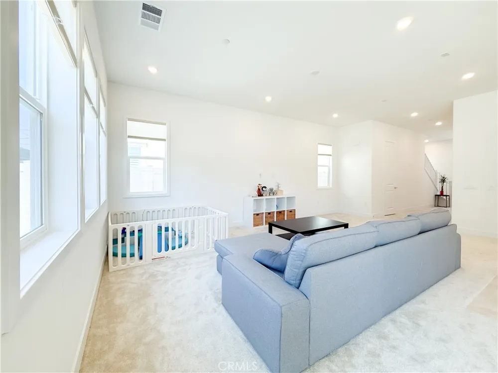 1233 Jurupa Dr Hacienda Heights, CA 91745