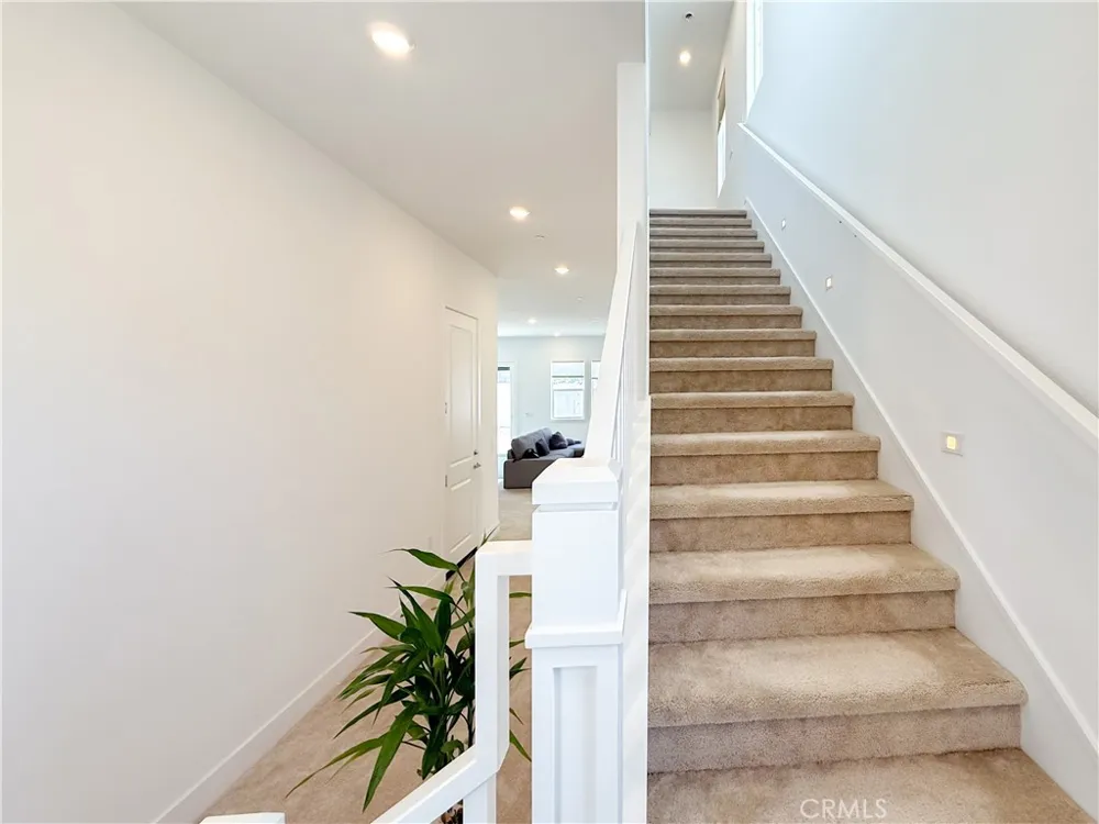 1233 Jurupa Dr Hacienda Heights, CA 91745