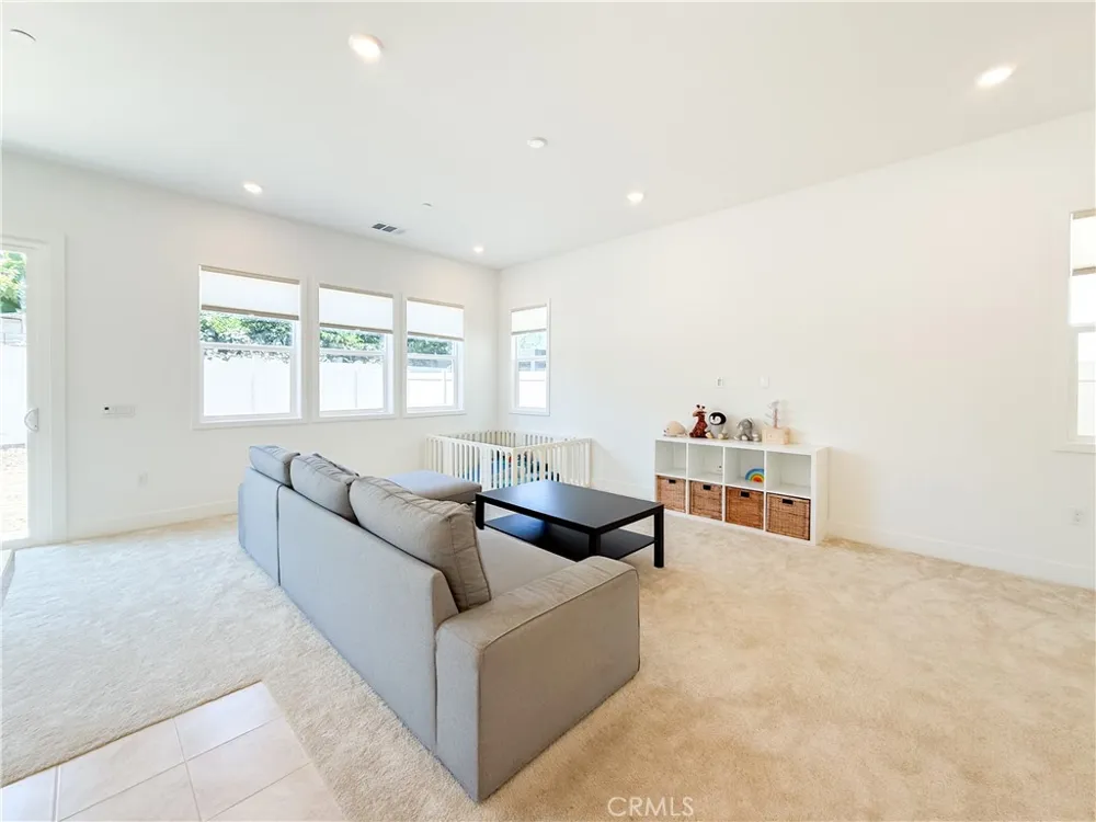 1233 Jurupa Dr Hacienda Heights, CA 91745