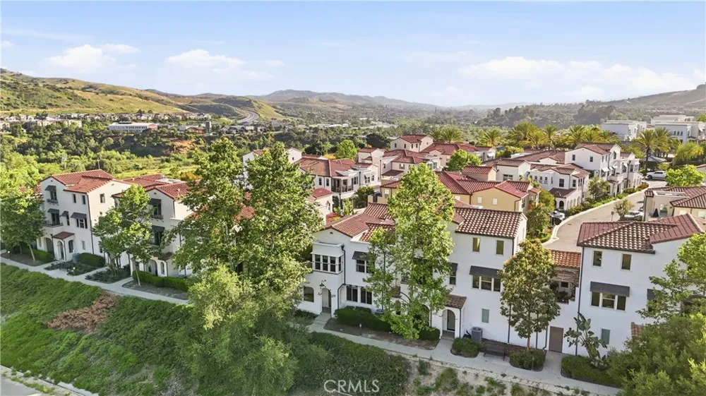 77 Adelfa Street Rancho Mission Viejo, CA 92694