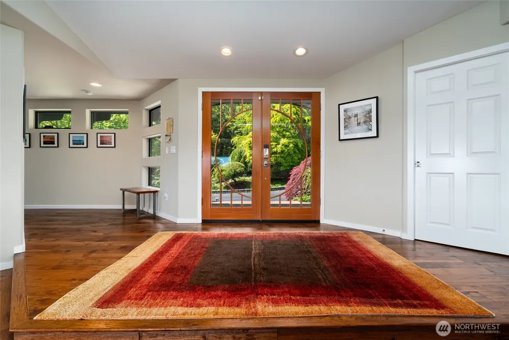 15107 Bridgeway Drive Anacortes, WA 98221