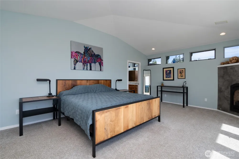 15107 Bridgeway Drive Anacortes, WA 98221