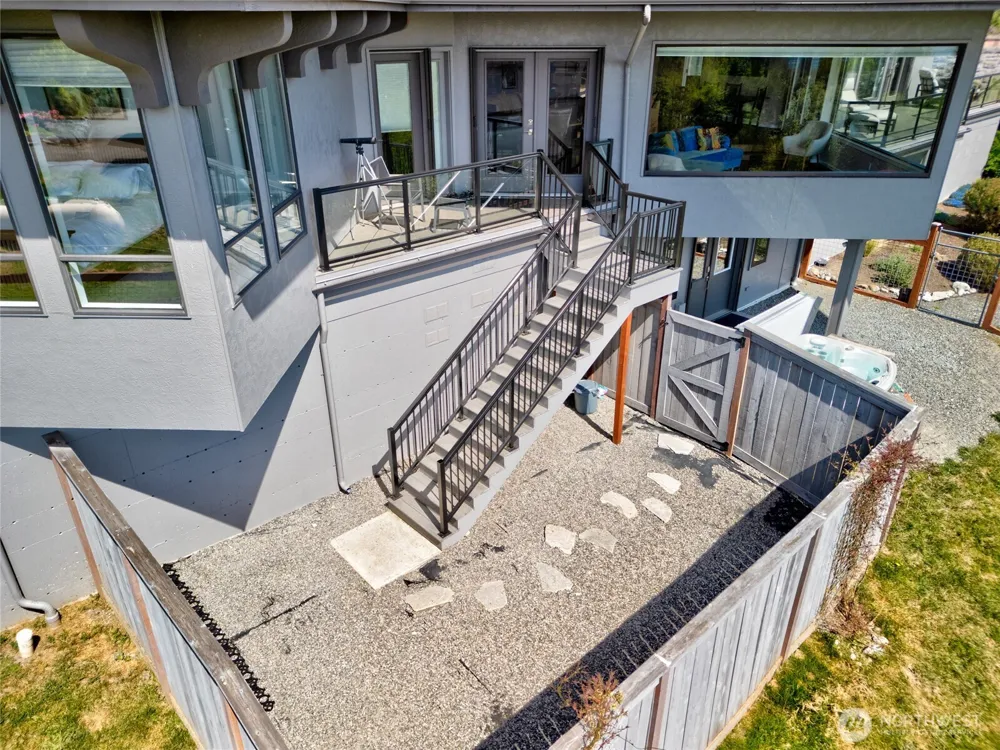 15107 Bridgeway Drive Anacortes, WA 98221