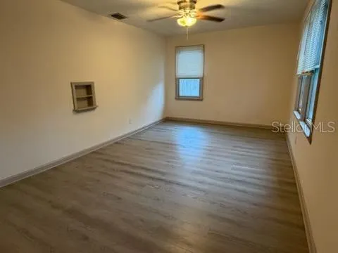 4255 43RD AVENUE St Petersburg, FL 33714