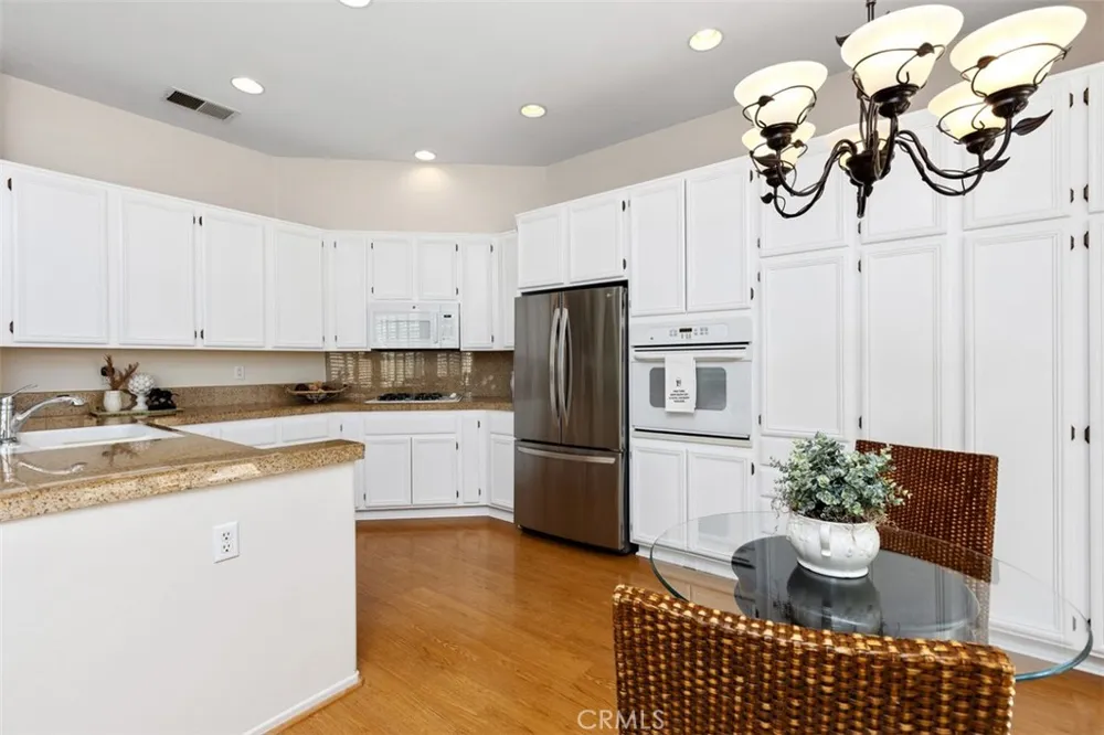 21522 Andorra Mission Viejo, CA 92692