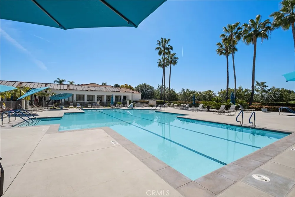 21522 Andorra Mission Viejo, CA 92692