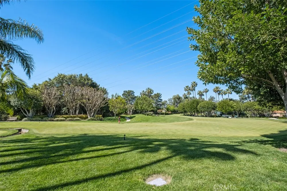 21522 Andorra Mission Viejo, CA 92692