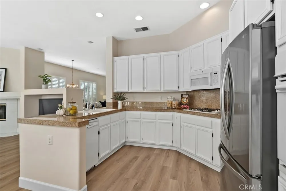 21522 Andorra Mission Viejo, CA 92692