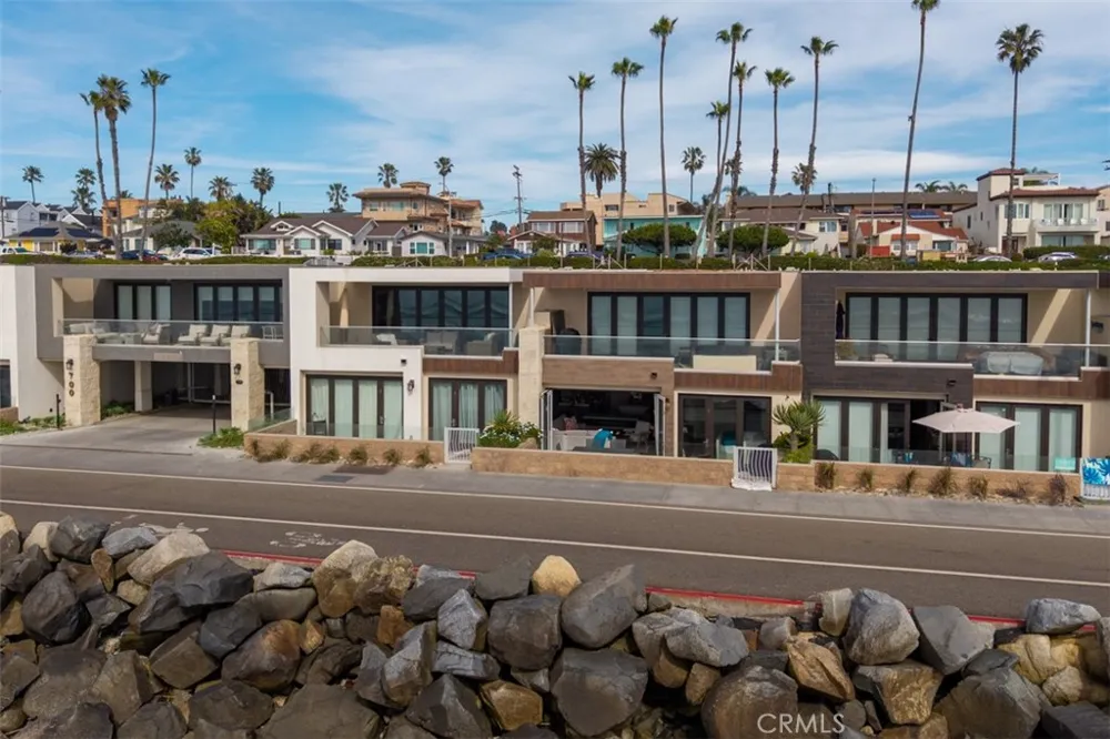 700 S The Strand #106 Oceanside, CA 92054