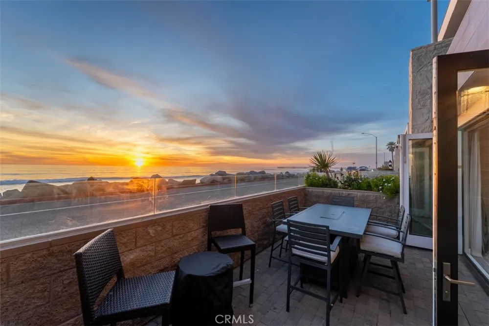 700 S The Strand #106 Oceanside, CA 92054