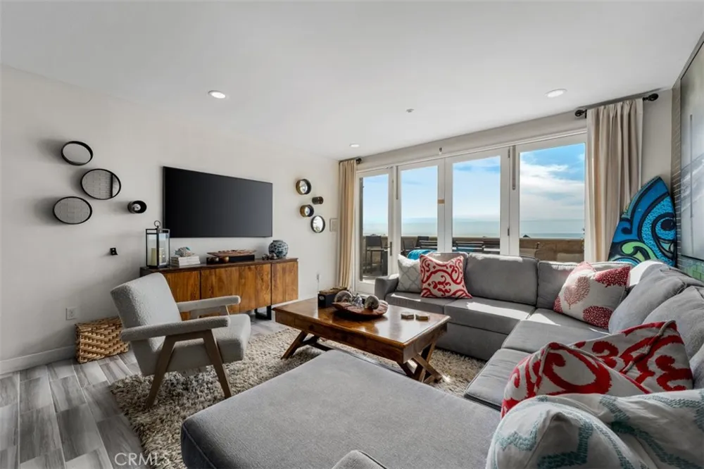 700 S The Strand #106 Oceanside, CA 92054