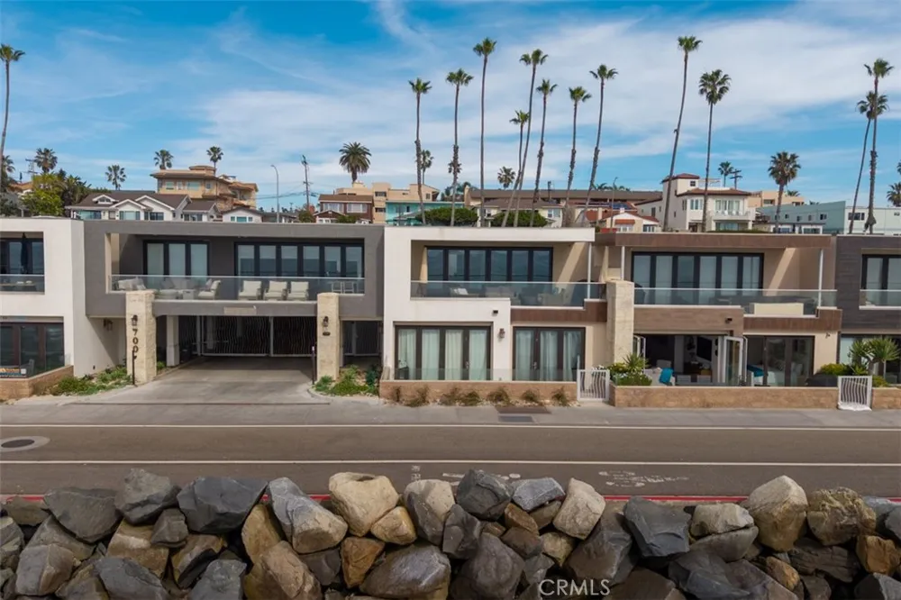 700 S The Strand #106 Oceanside, CA 92054
