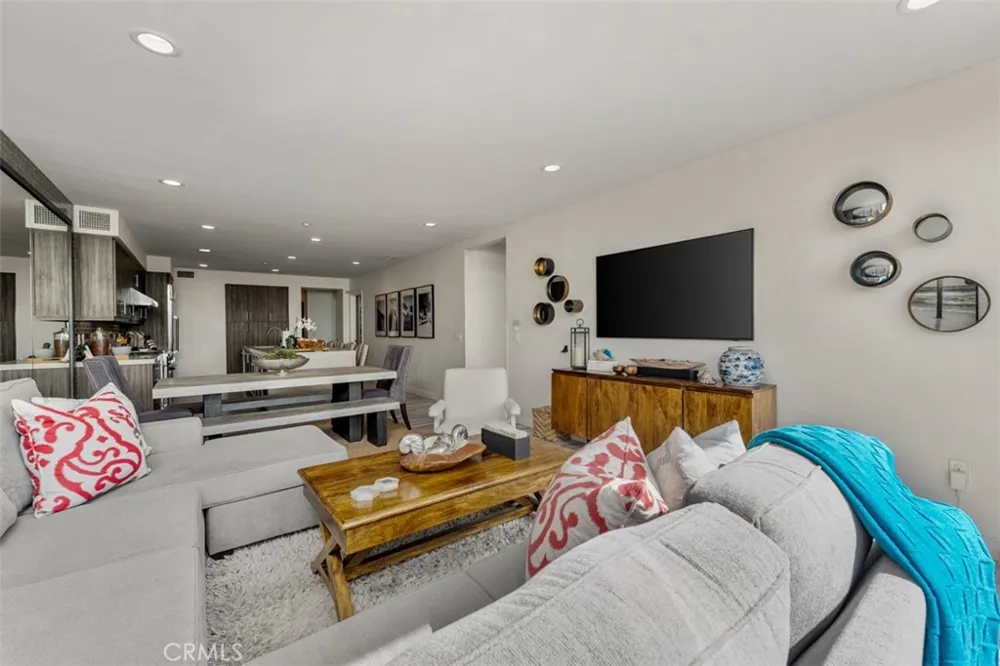 700 S The Strand #106 Oceanside, CA 92054