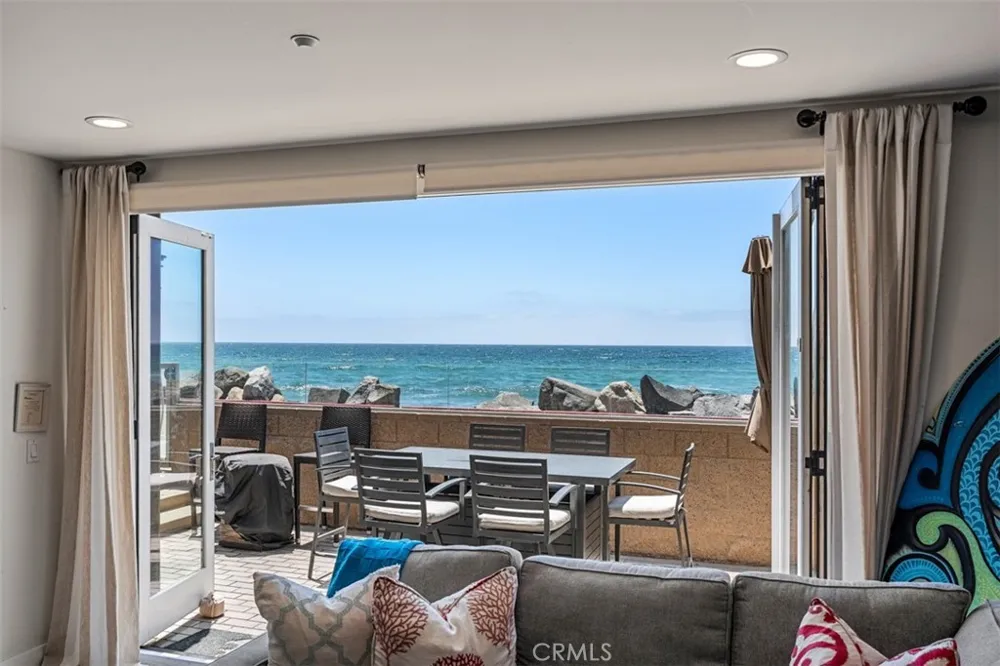 700 S The Strand #106 Oceanside, CA 92054