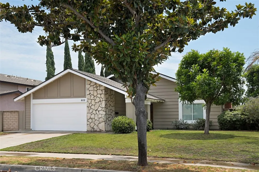 602 Carnation Placentia, CA 92870
