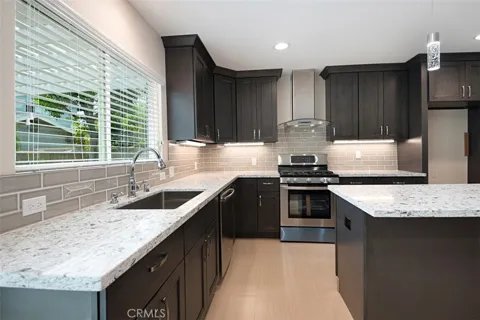 602 Carnation