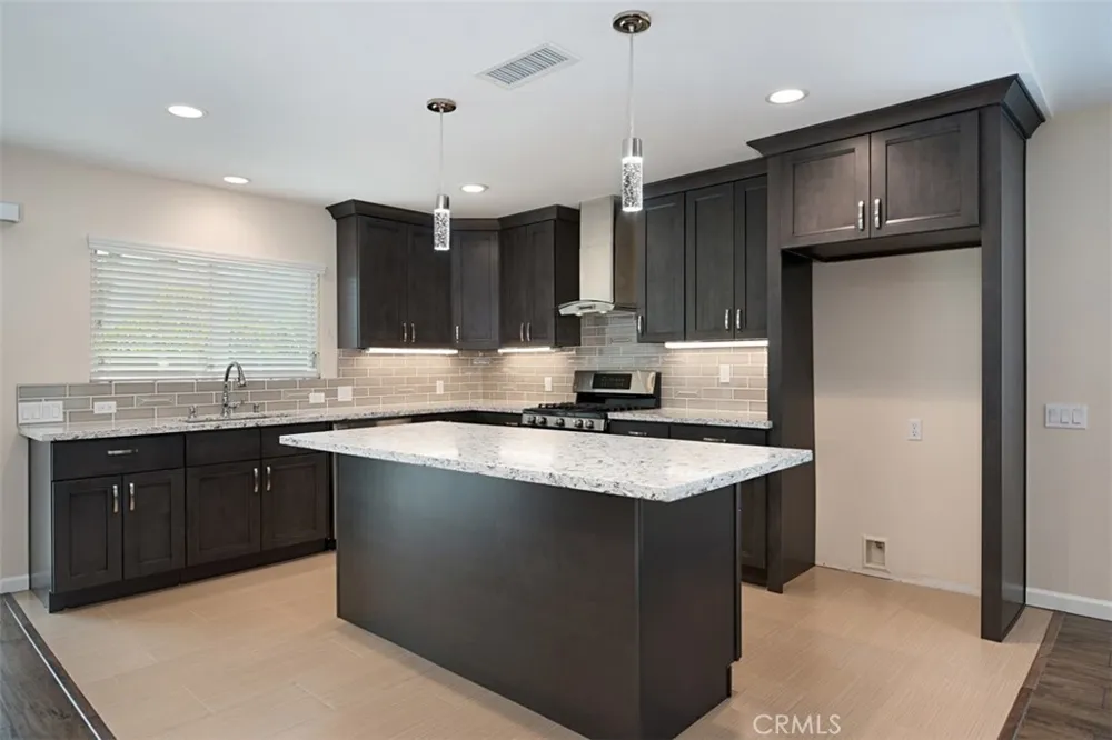 602 Carnation Placentia, CA 92870