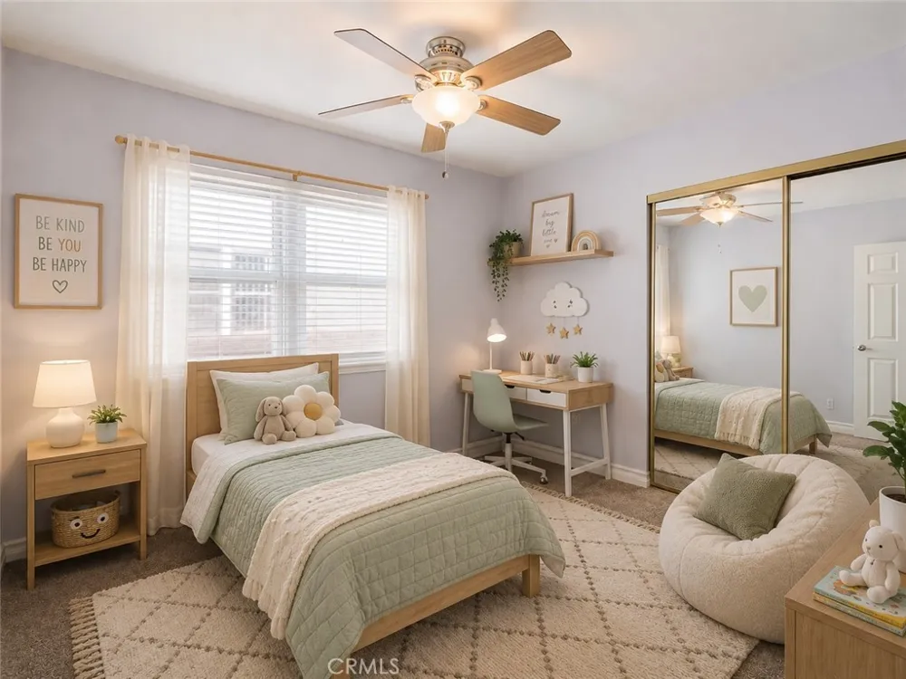 6160 Pepperwood Lakewood, CA 90712