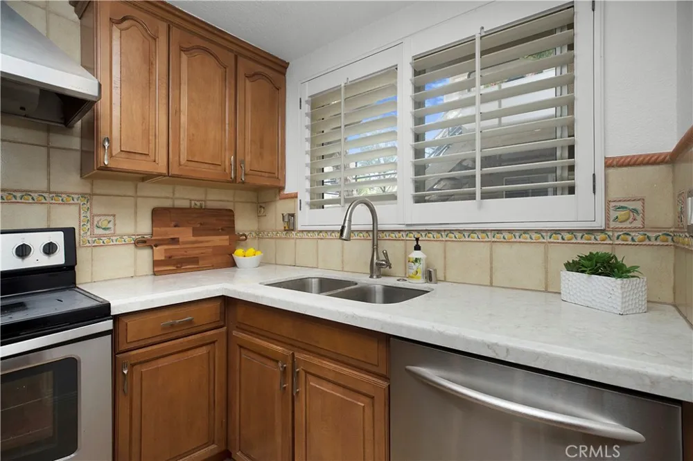 27974 Crimson Mission Viejo, CA 92691