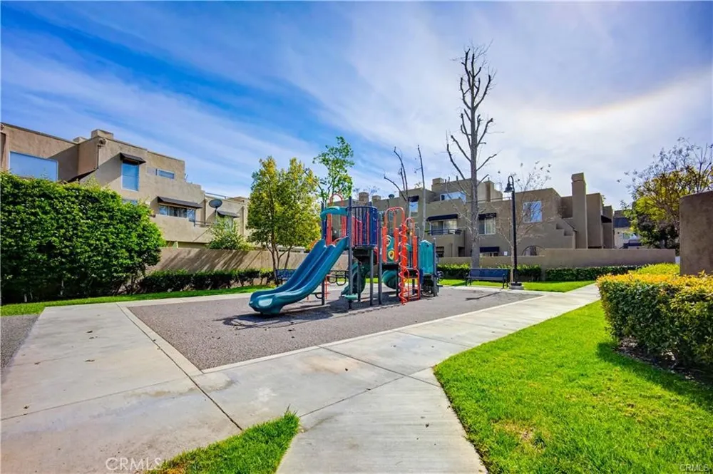 27974 Crimson Mission Viejo, CA 92691