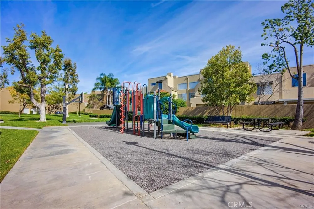 27974 Crimson Mission Viejo, CA 92691