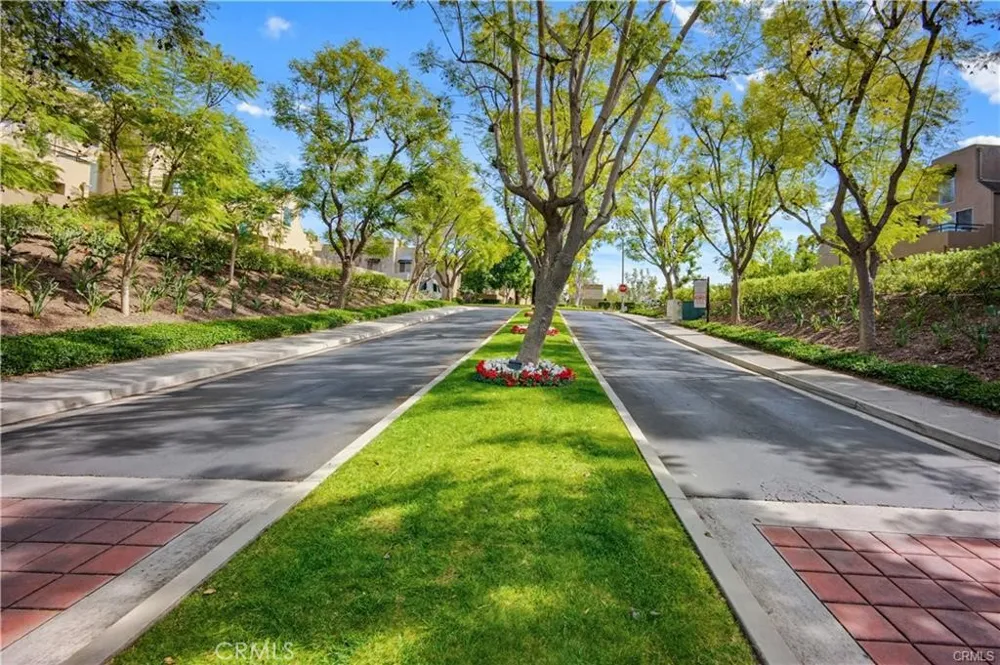 27974 Crimson Mission Viejo, CA 92691