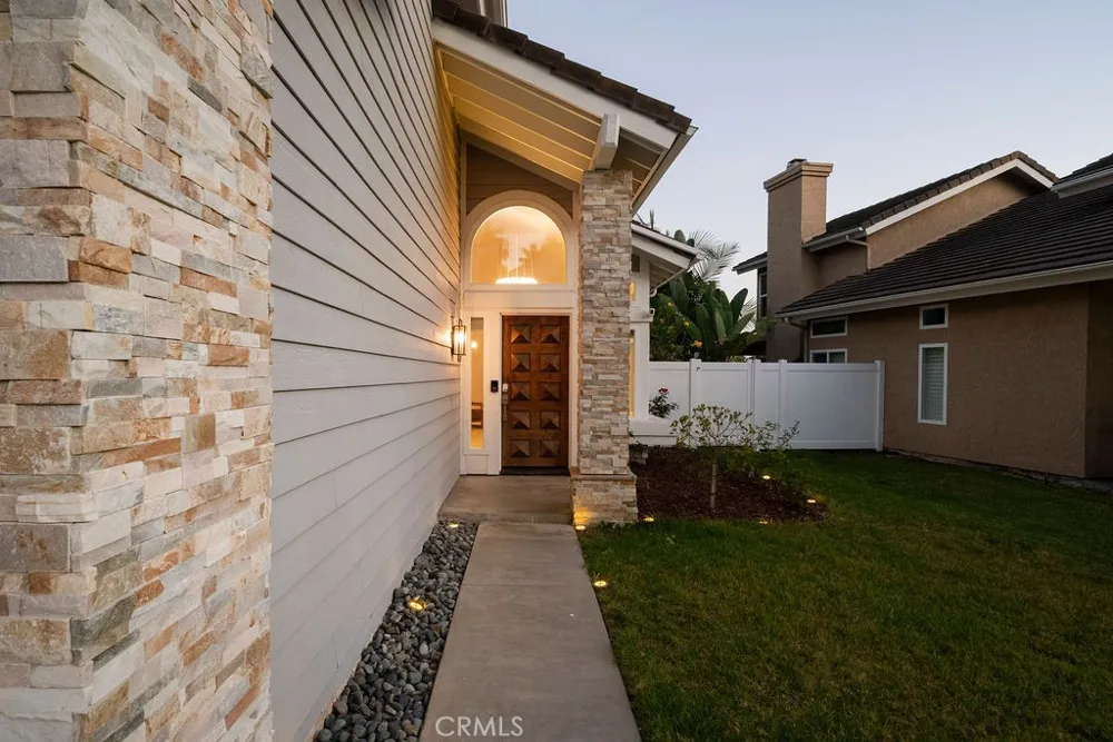 24882 Oxford Drive Laguna Niguel, CA 92677