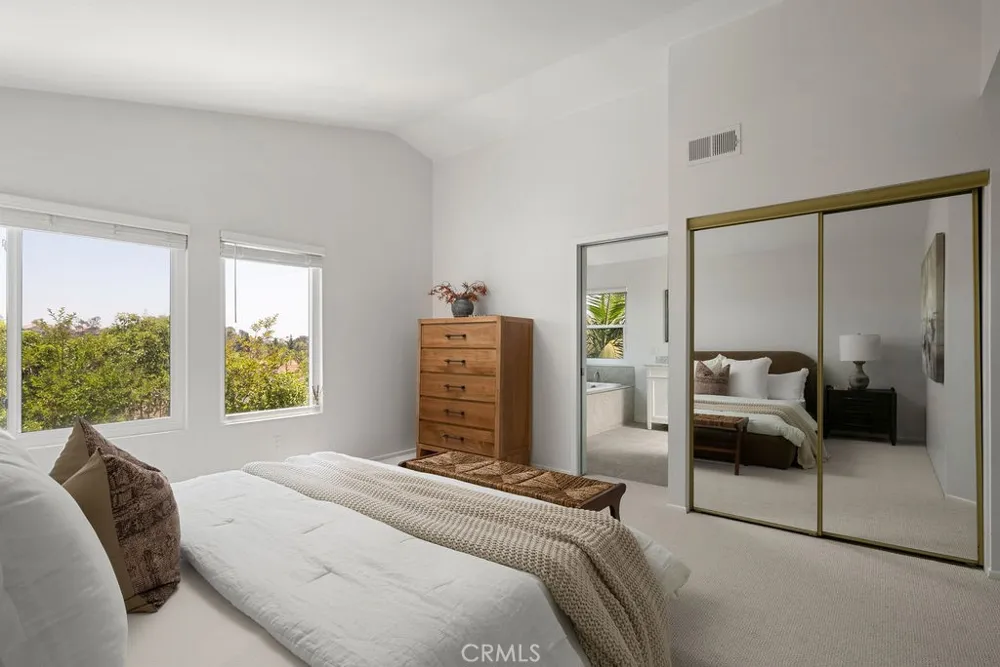 24882 Oxford Drive Laguna Niguel, CA 92677