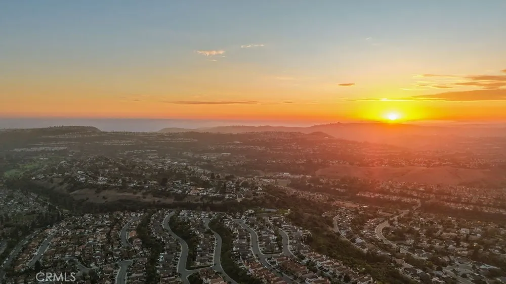 24882 Oxford Drive Laguna Niguel, CA 92677