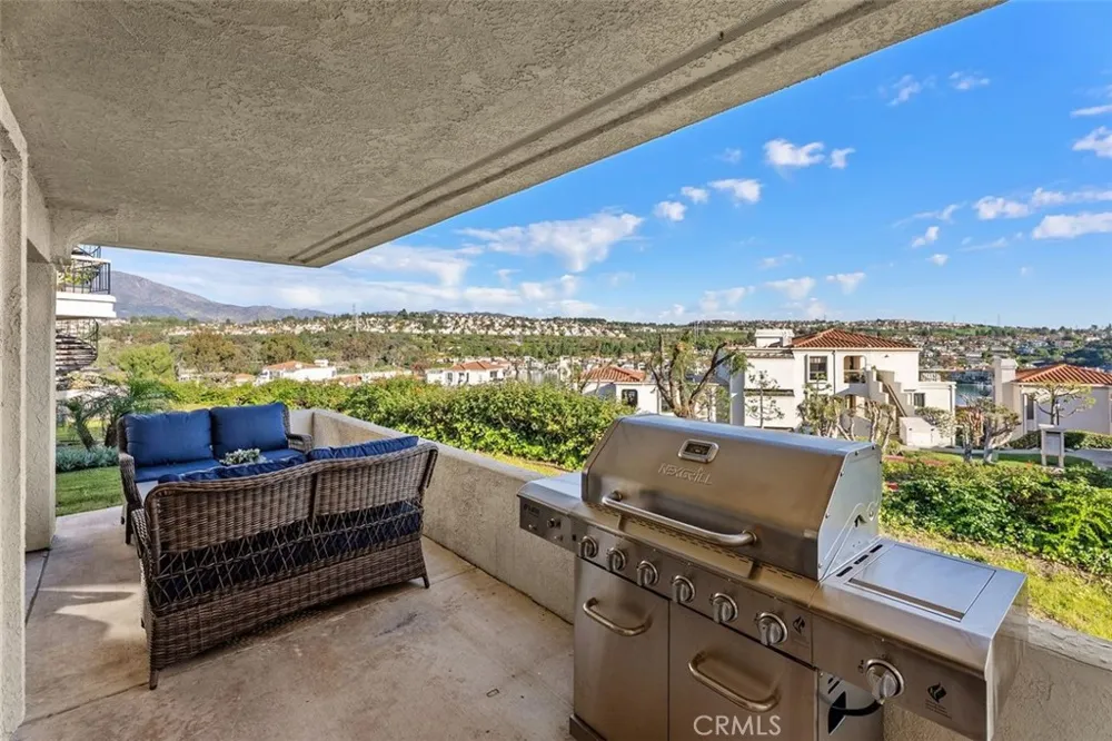 22522 Campos Mission Viejo, CA 92692