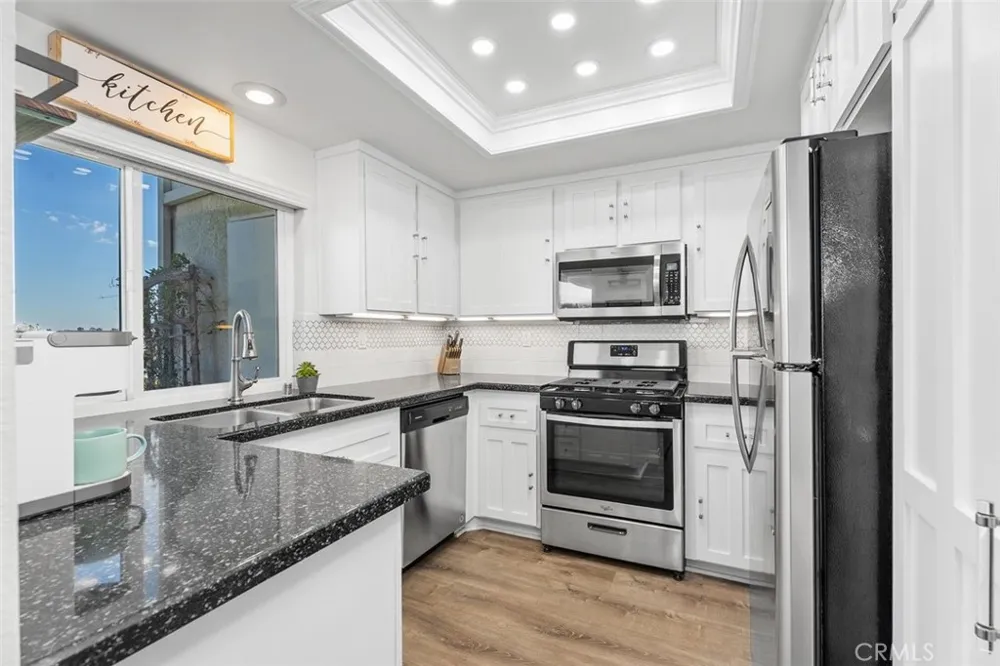 22522 Campos Mission Viejo, CA 92692