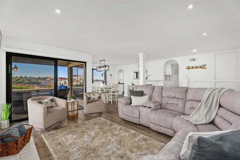 22522 Campos Mission Viejo, CA 92692