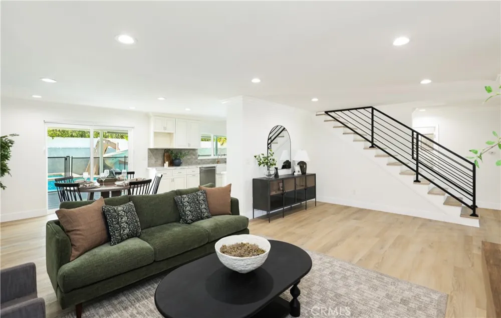 13631 University Westminster, CA 92683