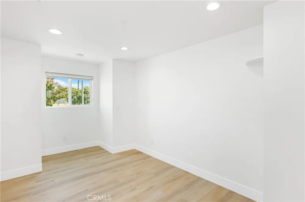 13631 University Westminster, CA 92683