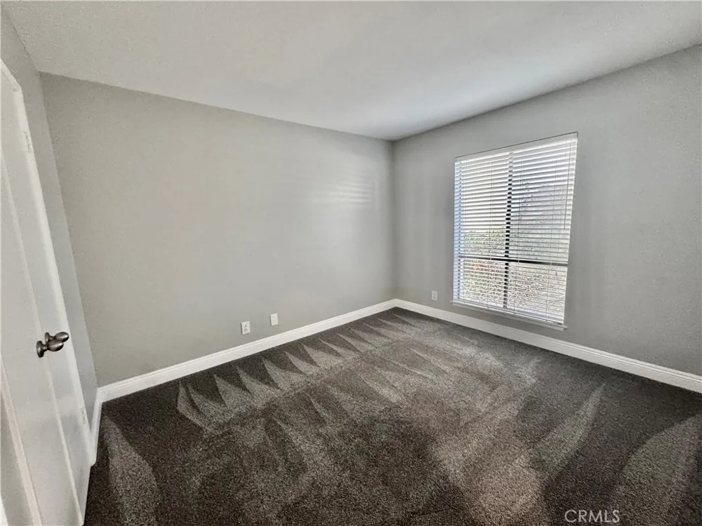 27792 Alfabia #7 Mission Viejo, CA 92692