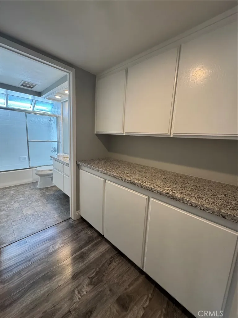 27792 Alfabia #7 Mission Viejo, CA 92692