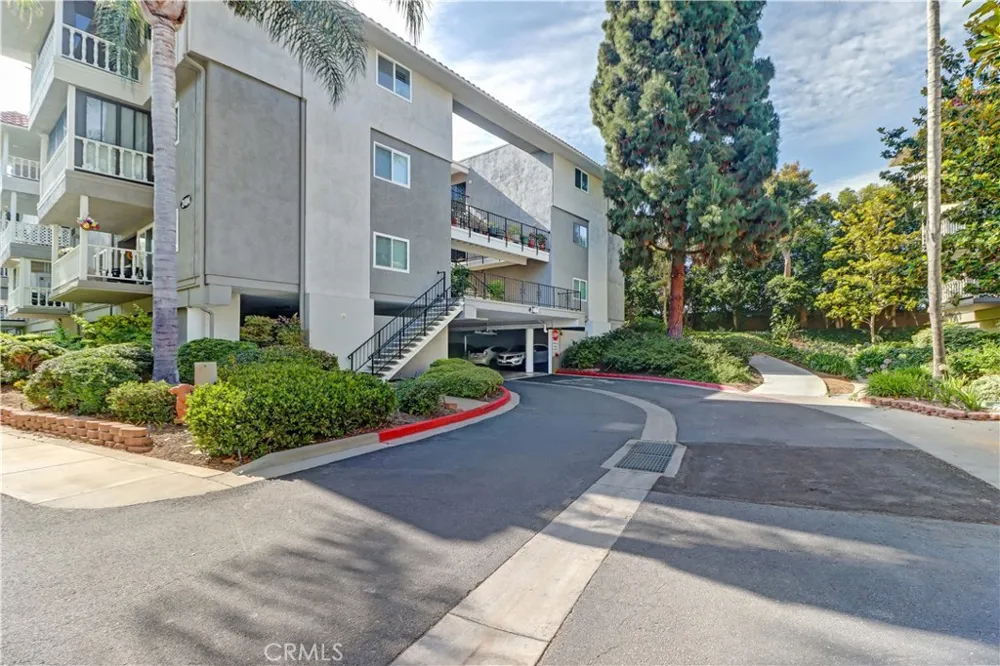 2404 Via Mariposa W #3D Laguna Woods, CA 92637