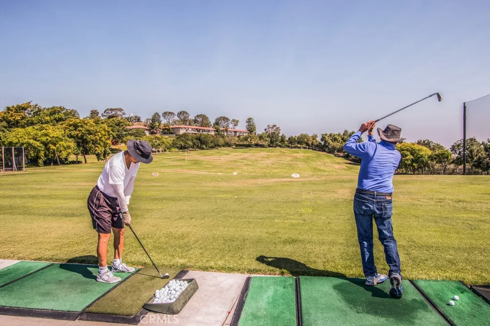 2404 Via Mariposa W #3D Laguna Woods, CA 92637